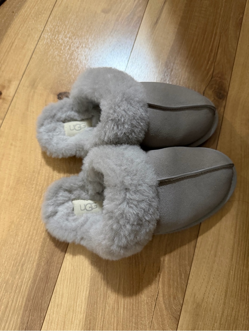 UGG Women's Shearling Cuff Slip-On Slippers in Light grey. worn once